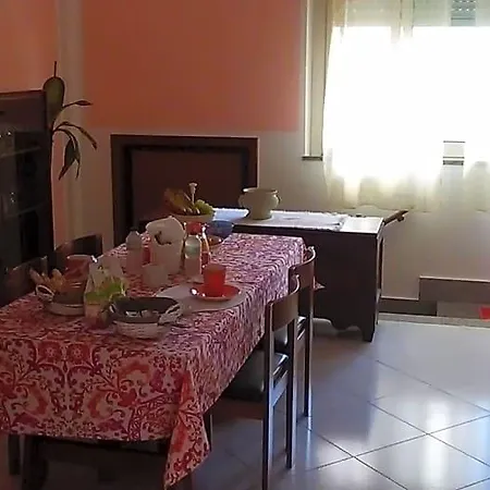 Panorama לינה וארוחת בוקר קליארי