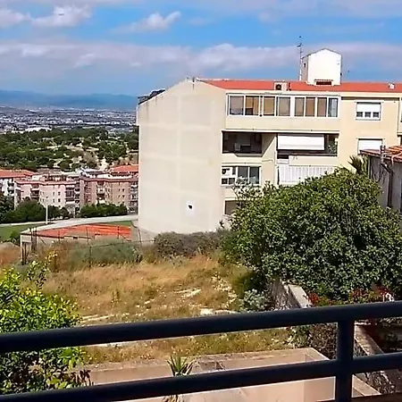 לינה וארוחת בוקר Panorama קליארי